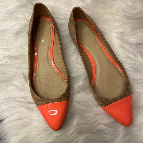Kate Spade New York Elina Ballet Gold Cork & Orange Patent Leather Flats Size 8 - Picture 2 of 6